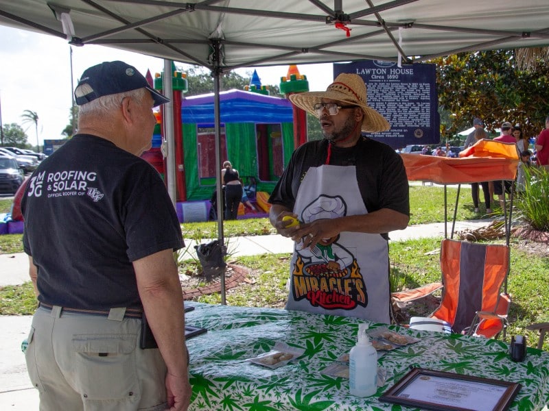 An image of a vendor at the Oviedo Farmers Market.