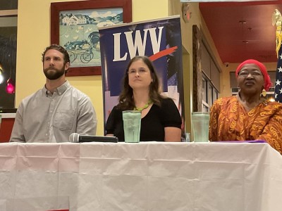 To show three Oviedo mayoral candidates together Oviedo 2023 2025 election