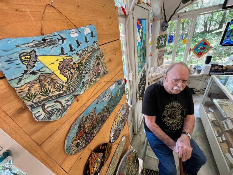 Oviedo art studio The Artistic Hand Del Seaman